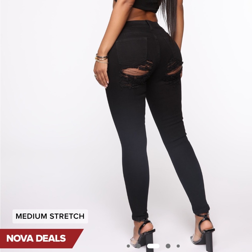 “All the booty ripped skinny jeans”